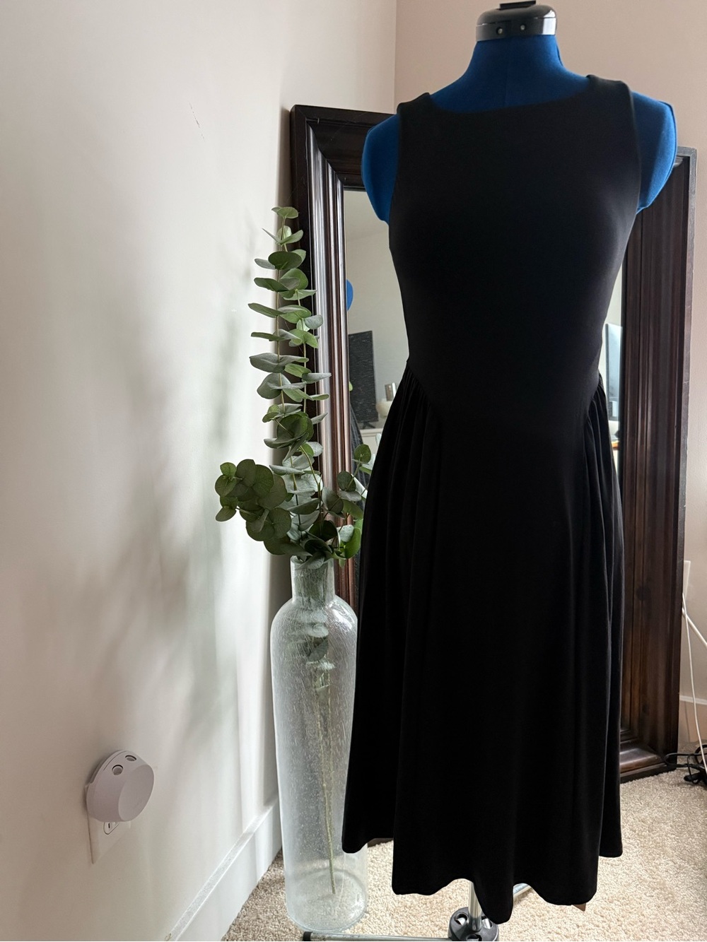 *NWT* SkinKiss Black Midi Sleeveless Dress